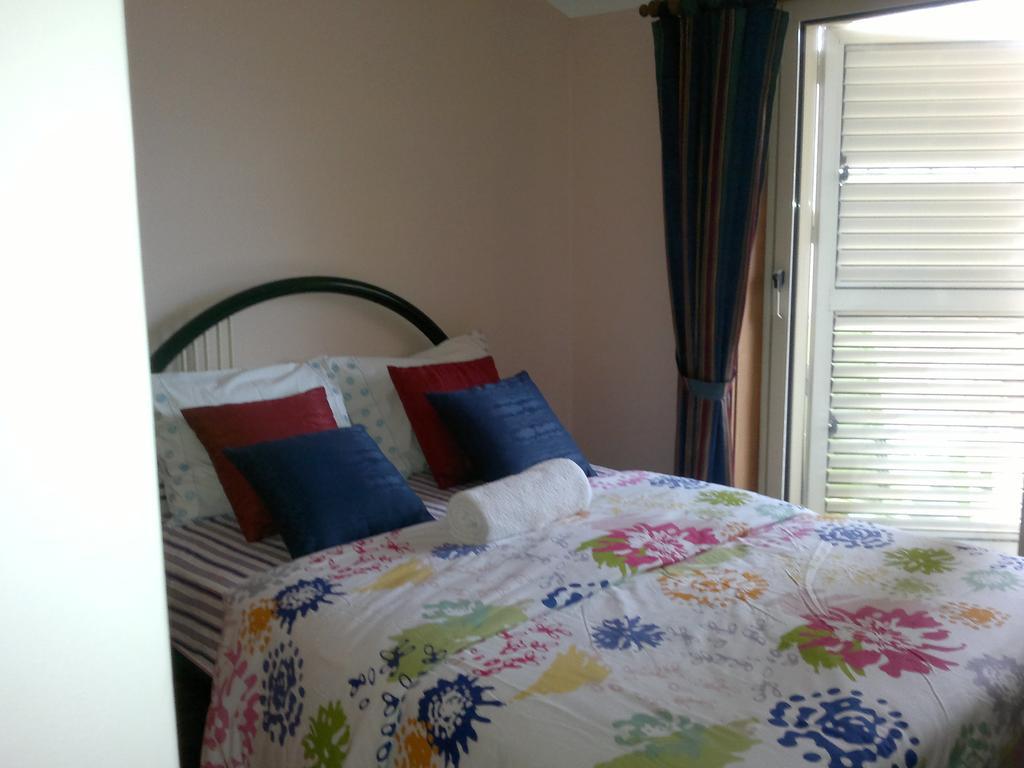 Aguda Beachfront Apartment Room photo